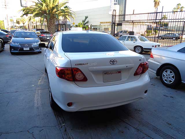 TOYOTA COROLLA