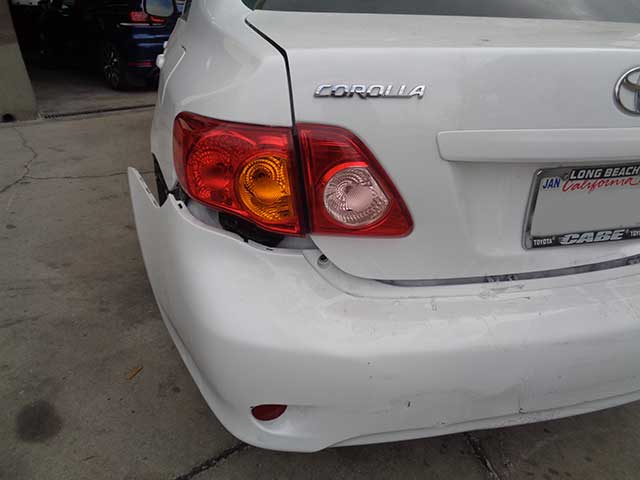 TOYOTA COROLLA