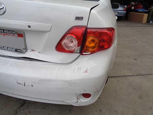 TOYOTA COROLLA