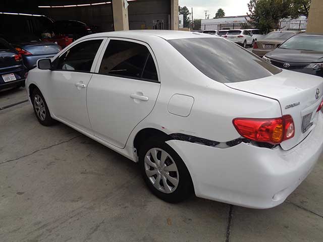 TOYOYA COROLLA